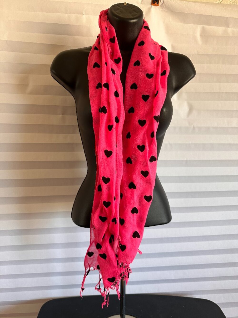Women’s Pink & Black Heart Graphic Print Scarf Polyester